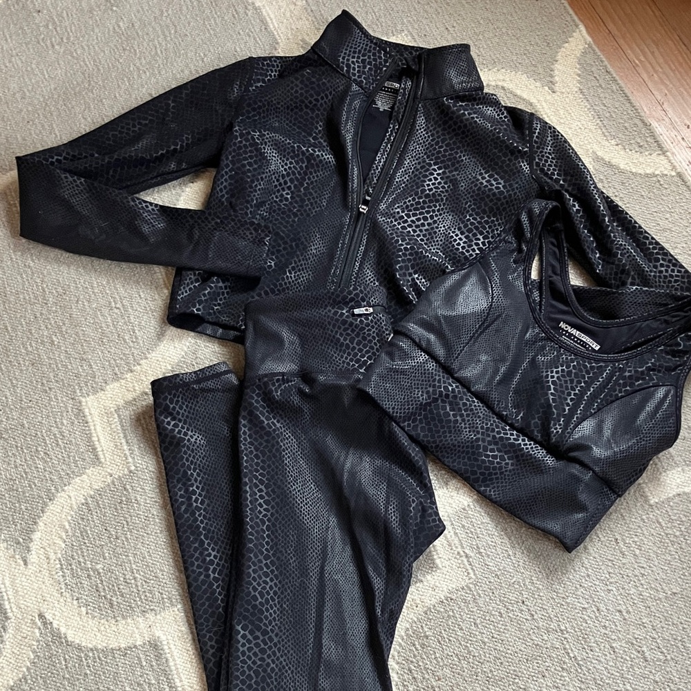 SET 3 piece Black Snake Print Leggings